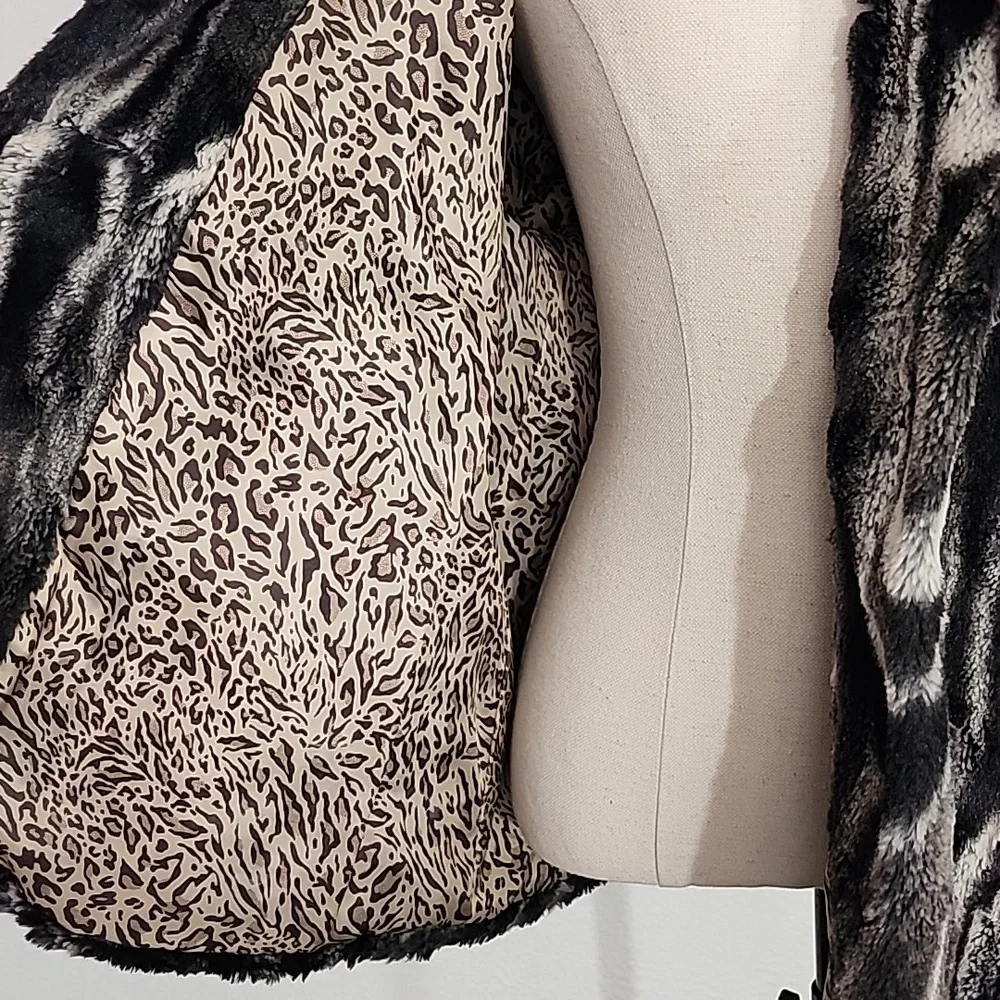 Erin London Jacket Faux Fur Luxurious Black Size L